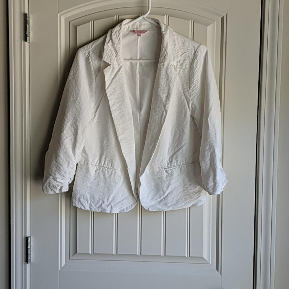 Candie's Crinkled Blazer